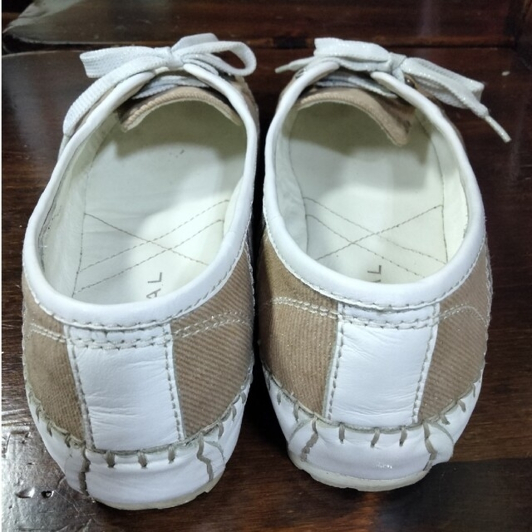 REGAL(リーガル)のREGAL 23.5cm デッキシューズ　ローファー　パンプス レディースの靴/シューズ(ローファー/革靴)の商品写真