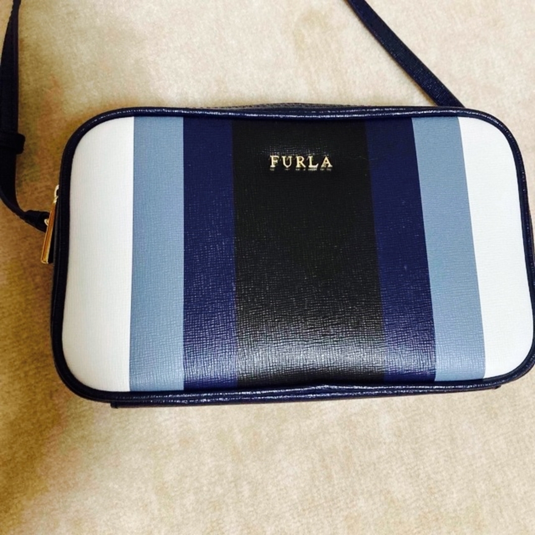 ✨美品✨FURLA ショルダーバッグ LILLY ダブルジップ レザー 黒