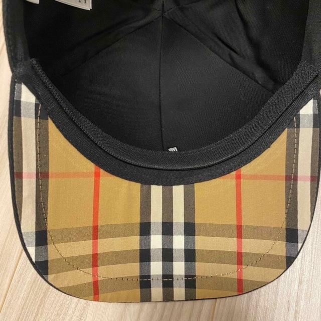 BURBERRY(バーバリー)のお値下げ中！Burberry 裏地チェック　ベースボールキャップ メンズの帽子(キャップ)の商品写真