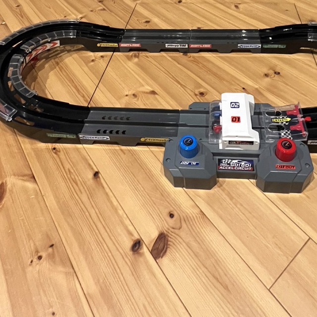 Takara Tomy - タカラトミー トミカスピードウェイ GO!GO Takara Tomy - タカラトミー トミカスピードウェイ GO!GO