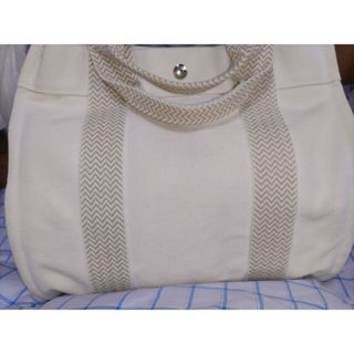 エルメス(Hermes)の中古品　カンヌ　PM　アイボリー(その他)