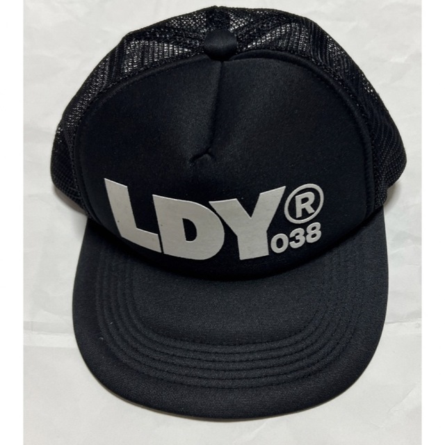 LAUNDRY(ランドリー)の◆新品　LAUNDRY キャップ 帽子 ハット ランドリーボーイ ロゴ ブラック レディースの帽子(キャップ)の商品写真