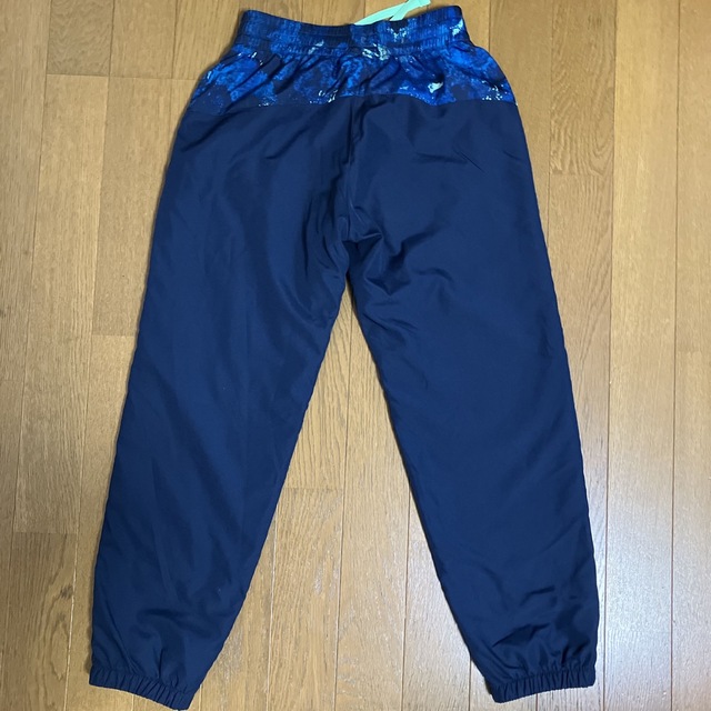 UNDER ARMOUR(アンダーアーマー)のアンダーアーマー　ジャージ　140   キッズ/ベビー/マタニティのキッズ服男の子用(90cm~)(その他)の商品写真