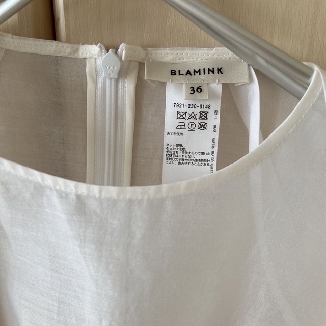 BLAMINK(ブラミンク)のS♡様専用　ブラミンク blamink シアーブラウス　白　36 レディースのトップス(シャツ/ブラウス(半袖/袖なし))の商品写真