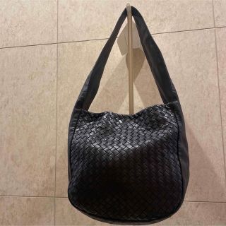 ボッテガヴェネタ(Bottega Veneta)のBOTTEGA VENETA ショルダーバッグ(ショルダーバッグ)