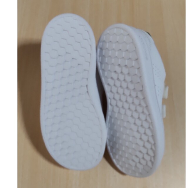 adidas(アディダス)のadidas　キッズ　シューズ キッズ/ベビー/マタニティのキッズ靴/シューズ(15cm~)(スリッポン)の商品写真