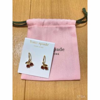 ケイトスペードニューヨーク(kate spade new york)の新品♡ケイトスペード　チェリー　ピアス(ピアス)