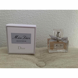 ディオール(Dior)のDIOR 香水(香水(女性用))