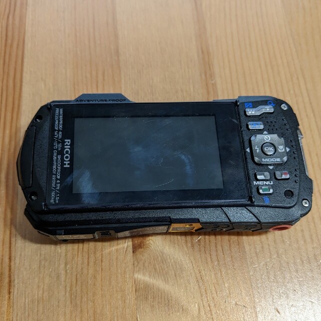 RICOH(リコー)の[ジャンク] RICOH WG-30W スマホ/家電/カメラのカメラ(コンパクトデジタルカメラ)の商品写真