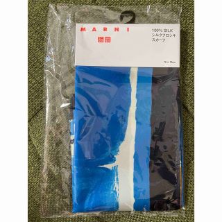 ユニクロ(UNIQLO)の新品未使用　MARN  ユニクロ　マルニ　シルク　フロシキ　スカーフ　ブルー(小道具)