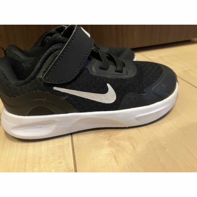 NIKE(ナイキ)の子供靴3足　15.0   15.5  イフミー　ニューバランス　ナイキ　NIKE キッズ/ベビー/マタニティのキッズ靴/シューズ(15cm~)(スニーカー)の商品写真