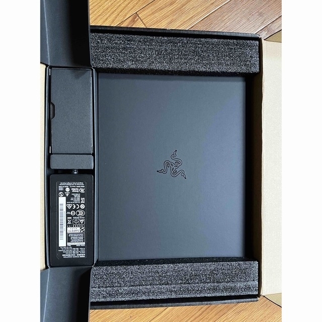 海外輸入】 Razer Blade 4K Stealth13 ノートPC - www