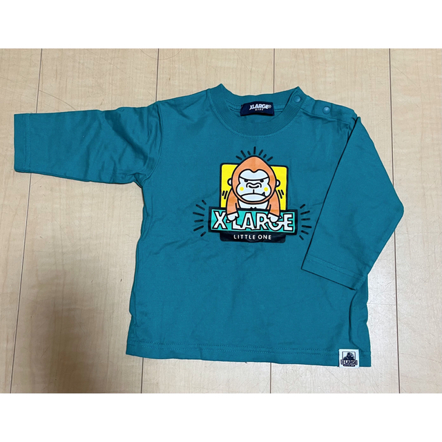 XLARGE(エクストララージ)のエクストララージキッズロンT 80 キッズ/ベビー/マタニティのベビー服(~85cm)(シャツ/カットソー)の商品写真