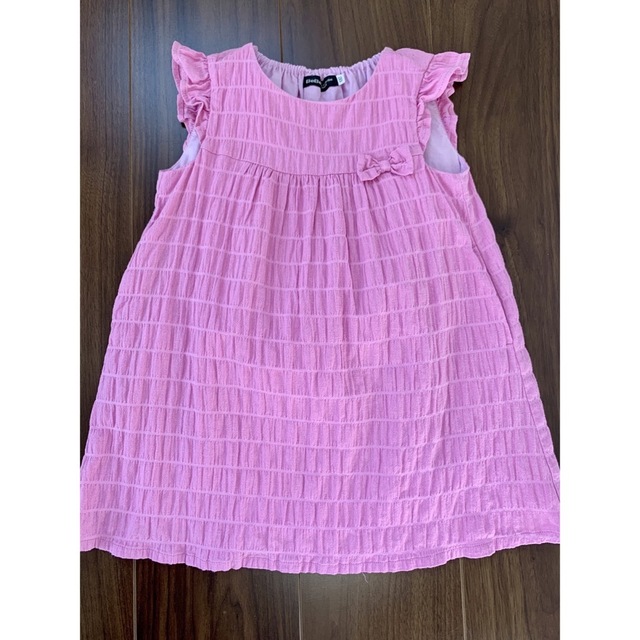 BeBe(ベベ)のべべ　ワンピース キッズ/ベビー/マタニティのキッズ服女の子用(90cm~)(ワンピース)の商品写真