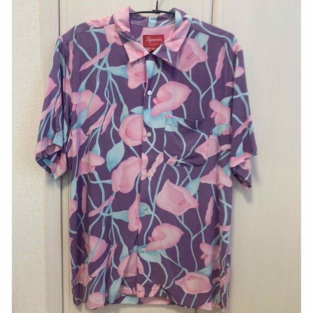 Supreme - サイズM Supreme Lily Rayon Shirt Purple 新品の通販 by