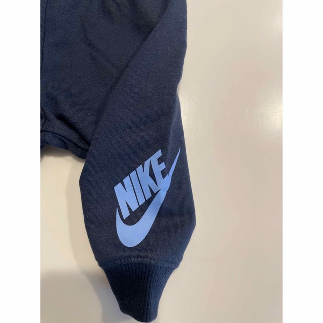 NIKE(ナイキ)の【美品】NIKE セットアップスウェット キッズ/ベビー/マタニティのベビー服(~85cm)(トレーナー)の商品写真