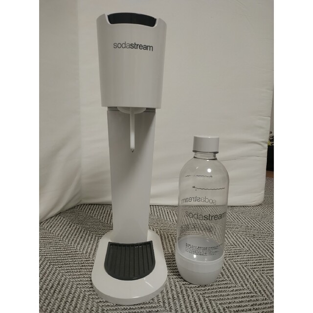 ソーダストリーム sodastream G100 GENESIS スマホ/家電/カメラの調理家電(その他)の商品写真