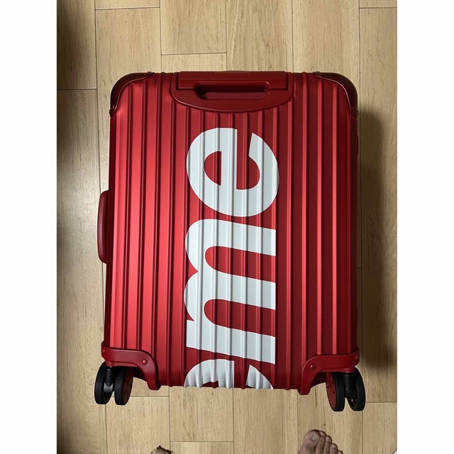 Supreme(シュプリーム)のSupreme RIMOWA Topas Multiwheel 45L  メンズのバッグ(トラベルバッグ/スーツケース)の商品写真