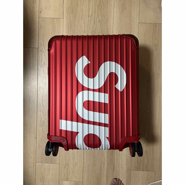 Supreme(シュプリーム)のSupreme RIMOWA Topas Multiwheel 45L  メンズのバッグ(トラベルバッグ/スーツケース)の商品写真