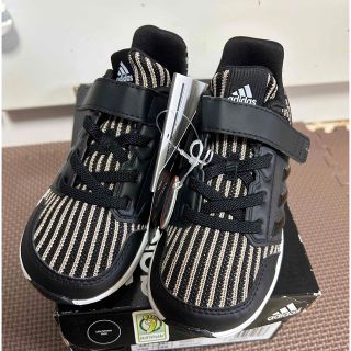 アディダス(adidas)の【新品未使用】adidas ベビーシューズ　黒×ベージュ　15cm(スニーカー)