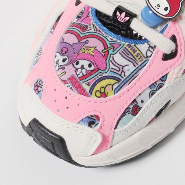 adidas(アディダス)のadidas  アディダス×HELLO KITTY AND FRIENDS レディースの靴/シューズ(スニーカー)の商品写真