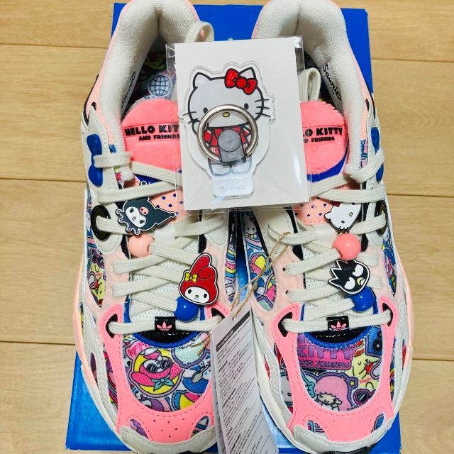 adidas(アディダス)のadidas  アディダス×HELLO KITTY AND FRIENDS レディースの靴/シューズ(スニーカー)の商品写真