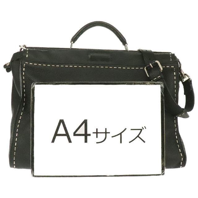 FENDI(フェンディ)のフェンディ 2WAYバッグ セレリア ピーカブー 中古 ブラック レザー FENDI 【中古】 | ハンドバッグ ショルダーバッグ 肩掛け 斜め掛け クロスボディ ユニセックス ファッション 黒 スタッズ バック ブランド ABランク メンズのバッグ(ショルダーバッグ)の商品写真