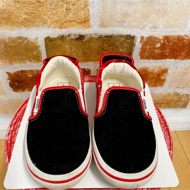 VANS(ヴァンズ)のバンズ　スリッポン　19㎝ キッズ/ベビー/マタニティのキッズ靴/シューズ(15cm~)(スニーカー)の商品写真