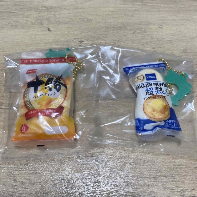 PASCO 超熟パン　ガチャガチャ2個セット ハンドメイドのおもちゃ(ミニチュア)の商品写真