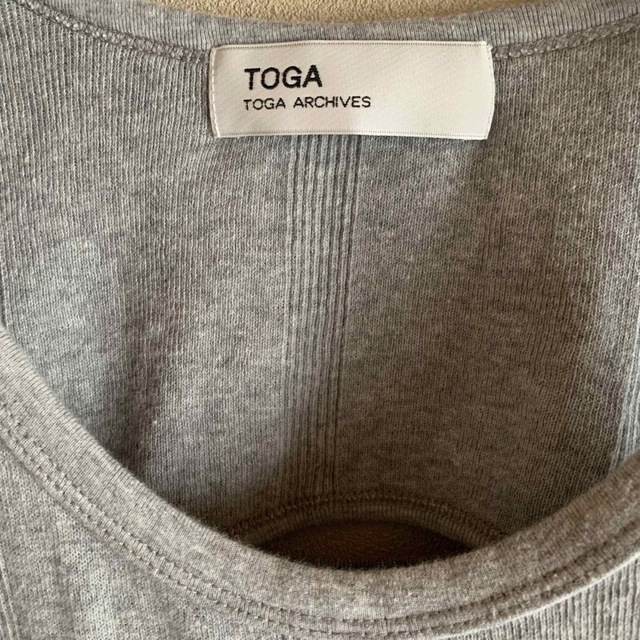 TOGA(トーガ)のTOGA ARCHIVES タンクトップ レディースのトップス(タンクトップ)の商品写真