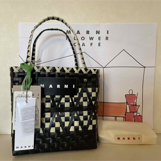 新品　MARNI マルニ　ステンシルバック