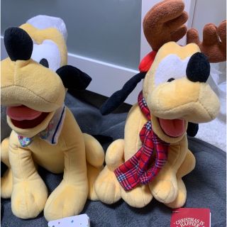 ディズニー(Disney)のディズニーストア　プルート　ぬいぐるみ　2つセット(キャラクターグッズ)