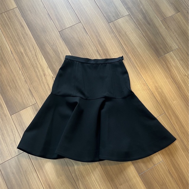 she tokyo Twiggy 34 未使用品 スカート she tokyo Twiggy 34 未使用品 スカート