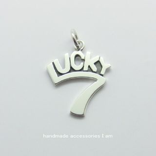 handmade accessories I am |フリマアプリ ラクマ