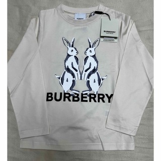 バーバリー(BURBERRY)の【新品タグ付】 BURBERRY  ロンT 8Y(Tシャツ/カットソー)
