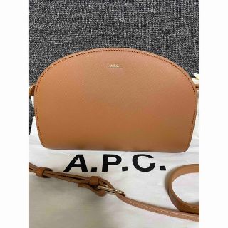 アーペーセー(A.P.C)のA.P.C  ハーフムーンバッグ　Demi-Lune(ショルダーバッグ)