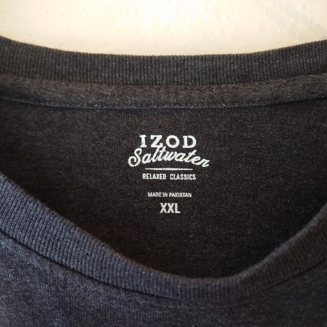 IZOD ポケットTシャツ　無地Tシャツ ダークグレー メンズのトップス(Tシャツ/カットソー(半袖/袖なし))の商品写真
