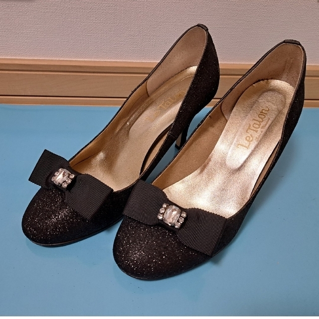 黒　パンプス レディースの靴/シューズ(ハイヒール/パンプス)の商品写真