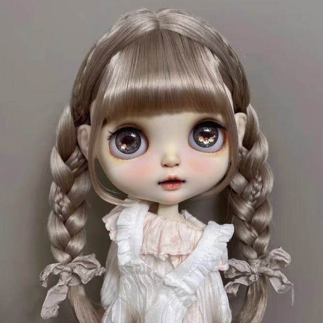 ぬいぐるみ/人形ブライス ウィッグ モヘアウィッグ 海外作家 ポップマートブライス ミディアムB