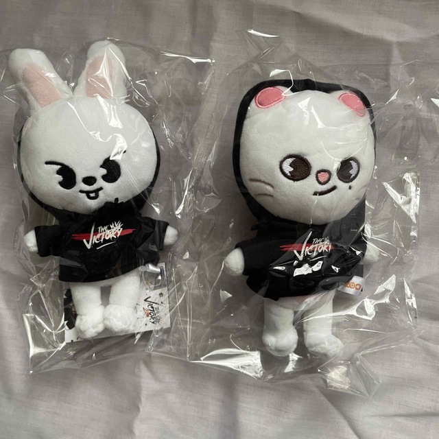 Stray Kids(ストレイキッズ)のストレイキッズ　skzoo mini plush ジニレット リービット エンタメ/ホビーのタレントグッズ(アイドルグッズ)の商品写真