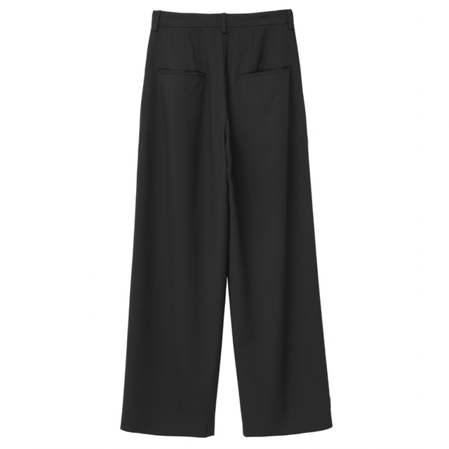 CLANE(クラネ)のCLANE  BASIC TUCK PANTS ︎新品未使用品 レディースのパンツ(その他)の商品写真