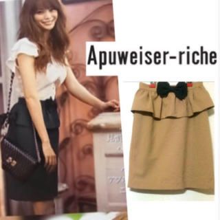 アプワイザーリッシェ(Apuweiser-riche)の美品♡Apuweiser-riche ペプラムスカート(ひざ丈スカート)