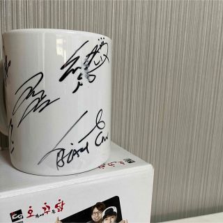 通常 1本タイプ 非売品!B1A4 直筆サイン入りマグカップ | hostland.co.il