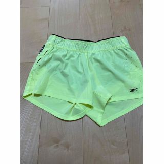 リーボック(Reebok)の【匿名配送】LESMILLS ハーフパンツ(ハーフパンツ)