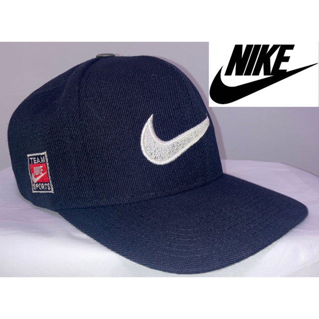 VINTAGE 90's NIKE SNAP BACK CAP