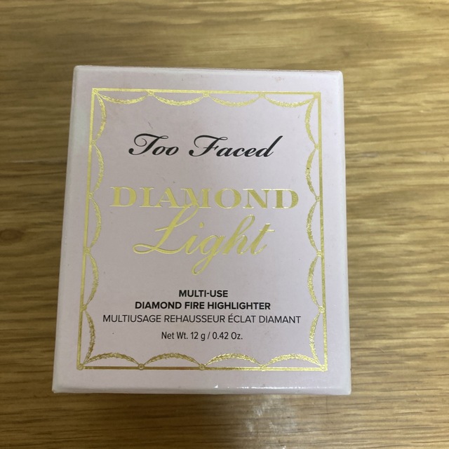 Too Faced(トゥフェイス)のトゥーフェイスド　ダイヤモンドライト　マルチユース　ハイライター コスメ/美容のベースメイク/化粧品(フェイスカラー)の商品写真