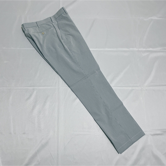 UNIQLO(ユニクロ)の ストライプ  ブルー ユニクロ 感動 パンツ スラックス 76 メンズのパンツ(スラックス)の商品写真