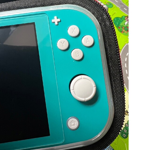 Nintendo Switch(ニンテンドースイッチ)の《てっつ様専用》Nintendo switch　light　新品同様 エンタメ/ホビーのゲームソフト/ゲーム機本体(携帯用ゲーム機本体)の商品写真