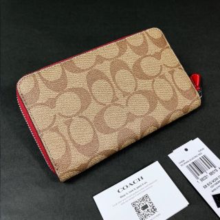 COACH - COACH ミディアム ウォレット シグネチャー ストロベリー 財布