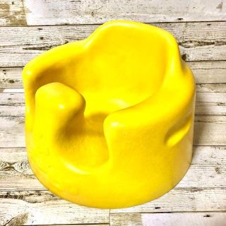 バンボ(Bumbo)の🎀ＥRI🎀様専用 バンボ　Bumbo ベビー　イエロー　ピンク2個セット(その他)